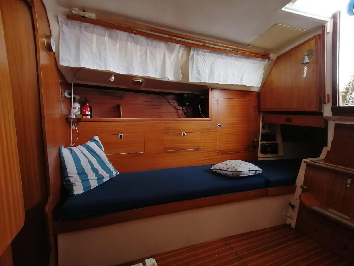Cozy Sailboat In Barcelona!! No Showers Sant Adria de Besos Exterior foto